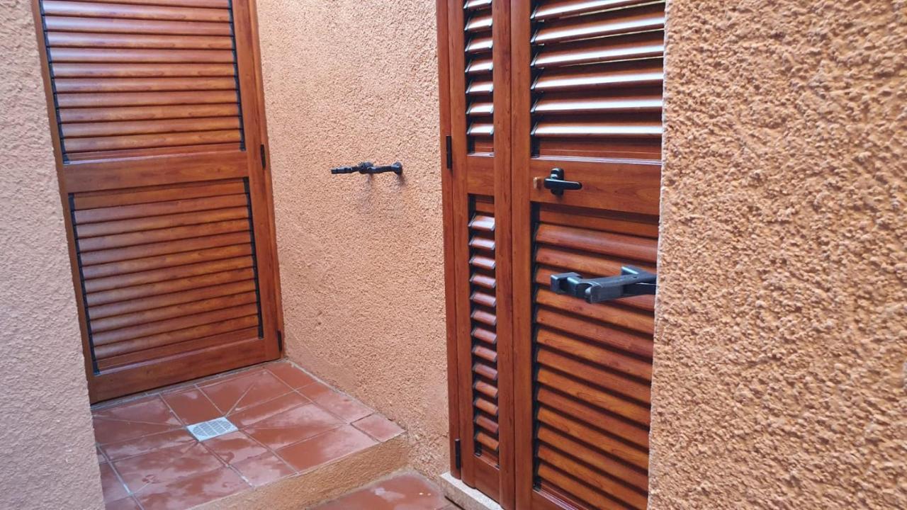 Appartamento Le Pleiadi Costa Paradiso Extérieur photo